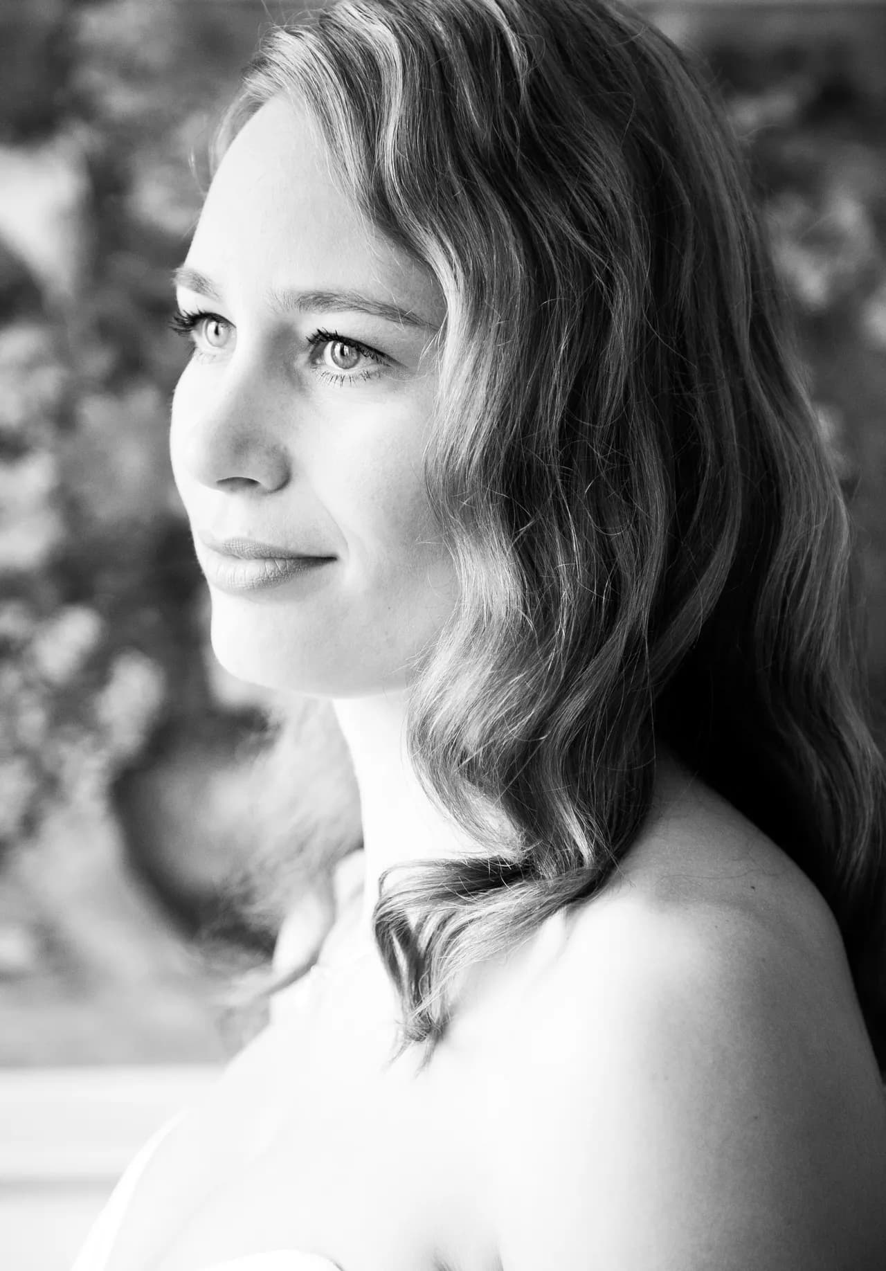 Mood and theatrical portrait photography by Kwaak Photography